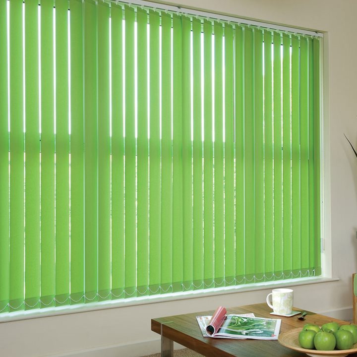 Vertical curtain