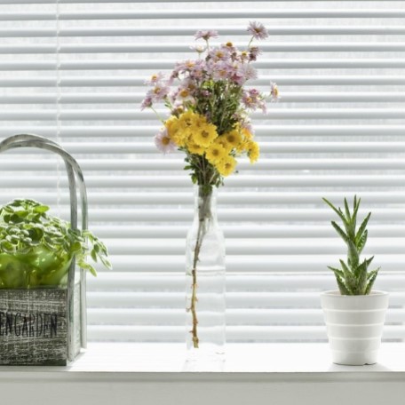 Aluminum blinds