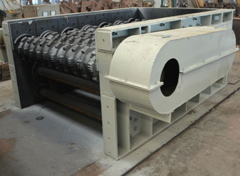 波动辊式给料机