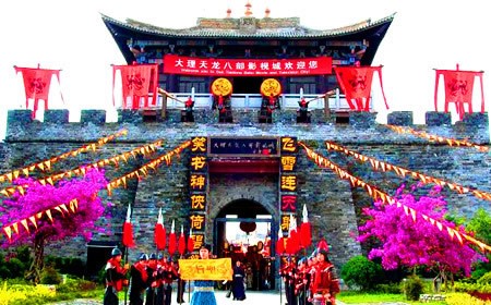 石林、大理、丽江、香格里拉、西双版纳12天11晚(跟团+自由行)