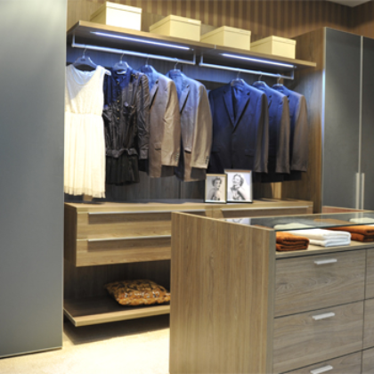 Gray Tan frosted wall-locker room